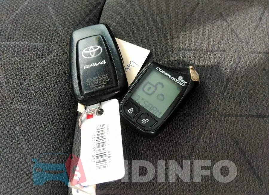 2T3R1RFV6KW080897 Photo# 11