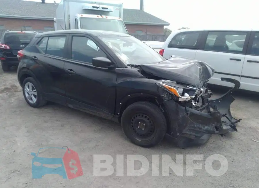 3N1CP5CU2JL509826 Photo# 1