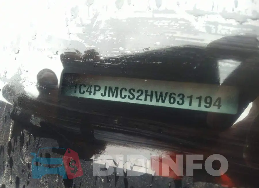1C4PJMCS2HW631194 Photo# 9