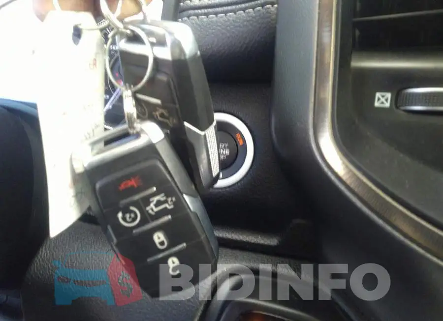 1C6SRFLM1LN305876 Photo# 11