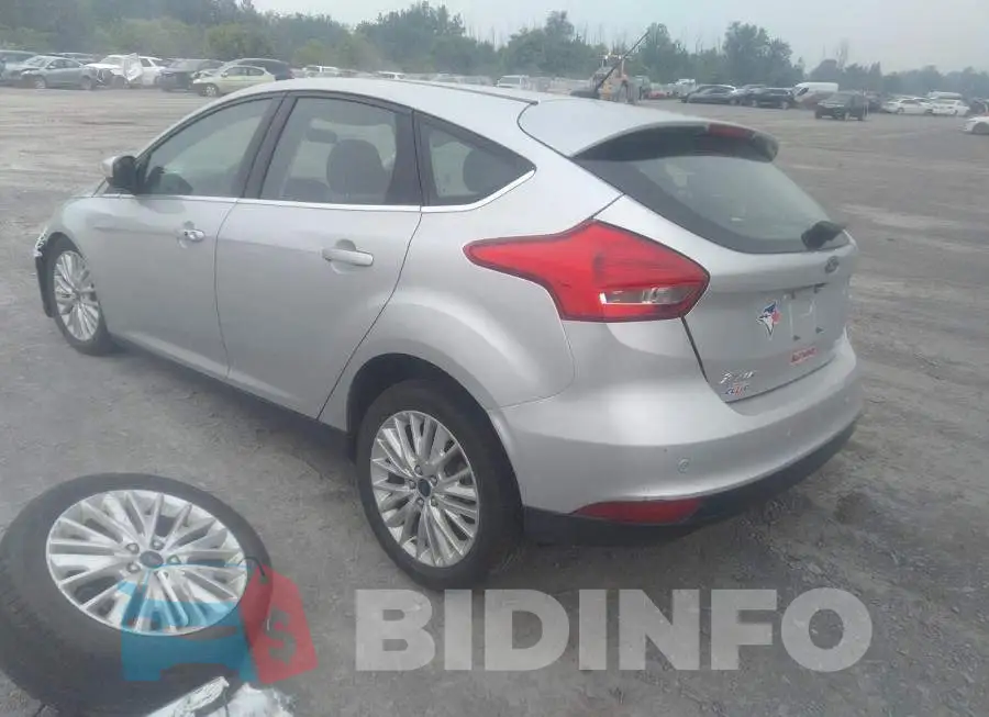 1FADP3N29JL253204 Photo# 3