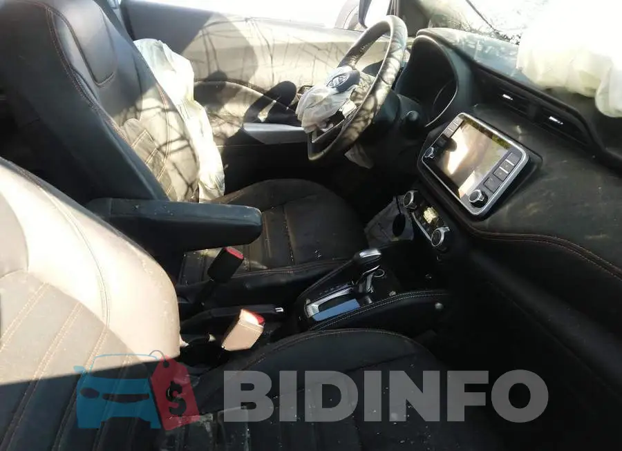 3N1CP5CU0KL516534 Photo# 5