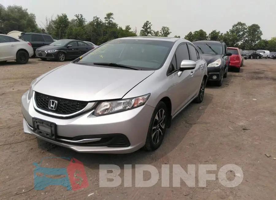 2HGFB2F51FH041813 Photo# 2