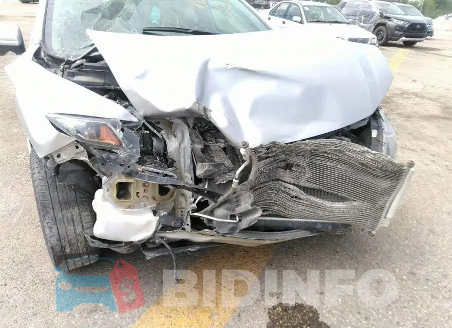 2HGFB2F56FH010153 Photo# 6