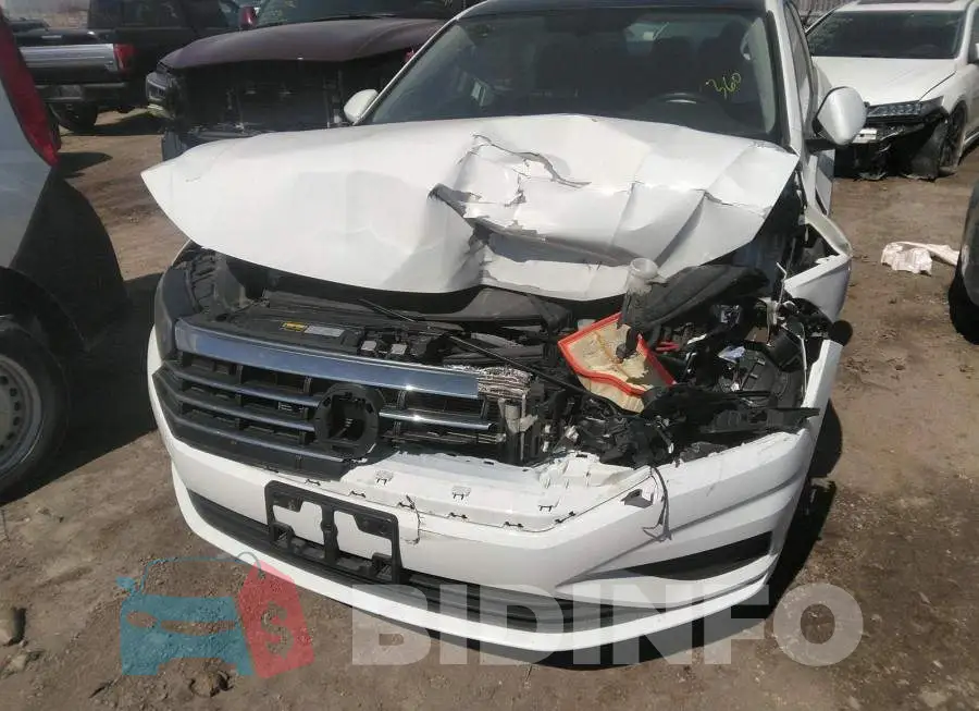 3VWEB7BU4LM056711 Photo# 6