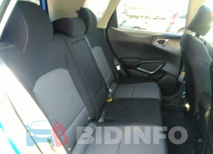 KNDJ33AU2M7786993 Photo# 8