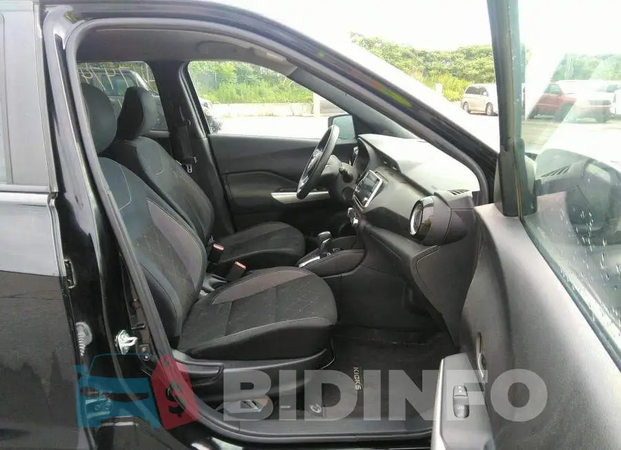 3N1CP5CU4KL479214 Photo# 5