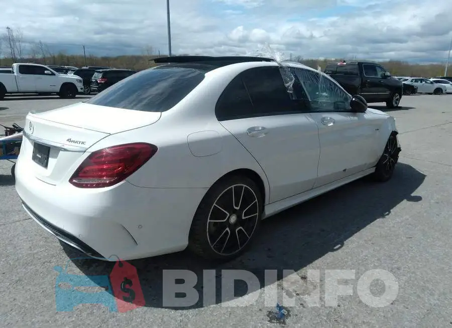 55SWF6EB8GU140894 Photo# 4