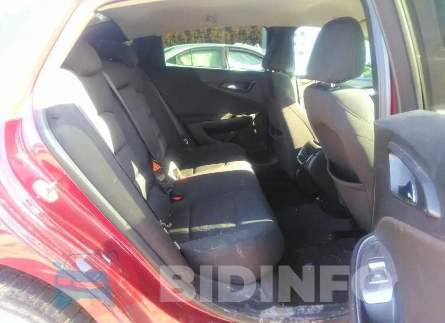 1G1ZD5ST4JF182180 Photo# 8