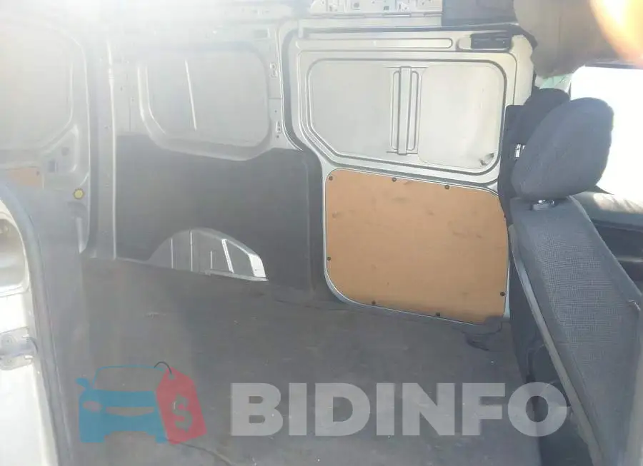 NM0LS7E75H1320780 Photo# 8