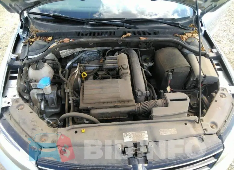 3VW267AJ2GM247581 Photo# 10