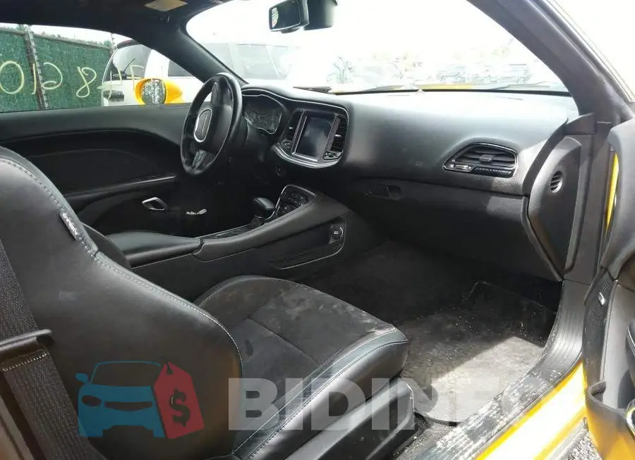 2C3CDZAG8JH144589 Photo# 5