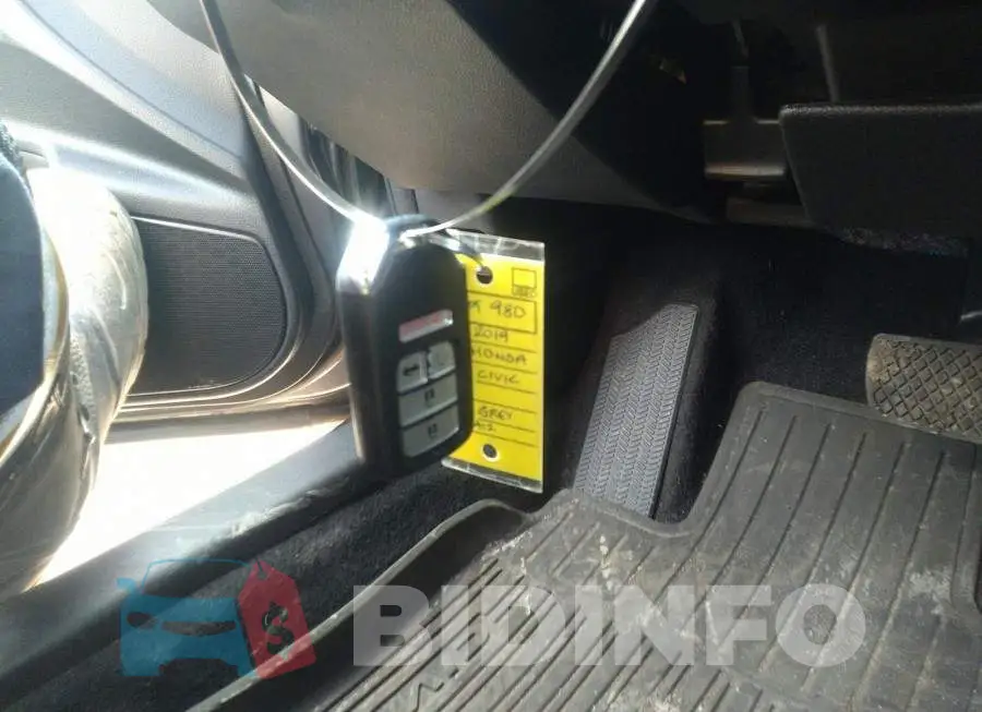 2HGFC1F92KH101120 Photo# 11