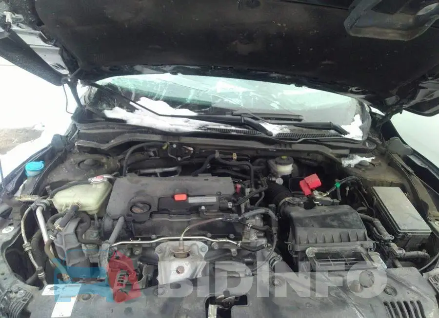 2HGFC2F70KH043111 Photo# 10