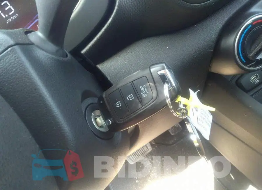 KMHRB8A32PU216262 Photo# 11