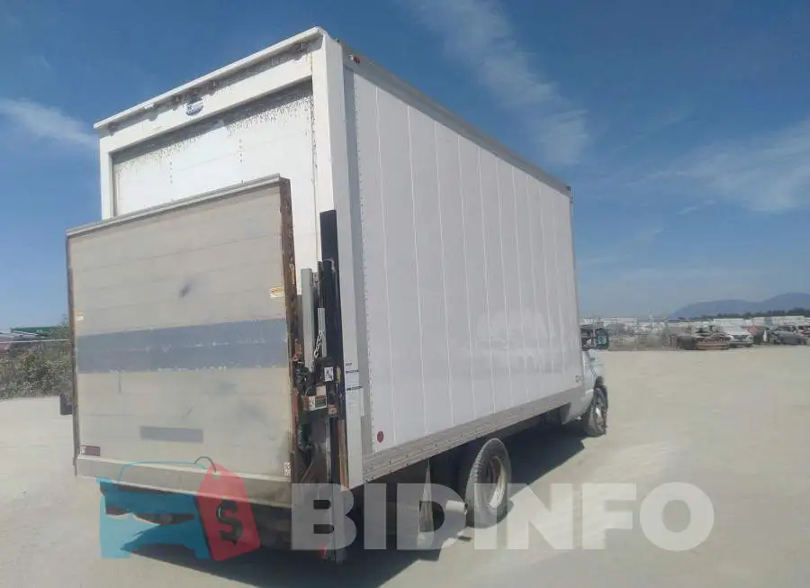 1FDWE4FK5MDC03388 Photo# 4