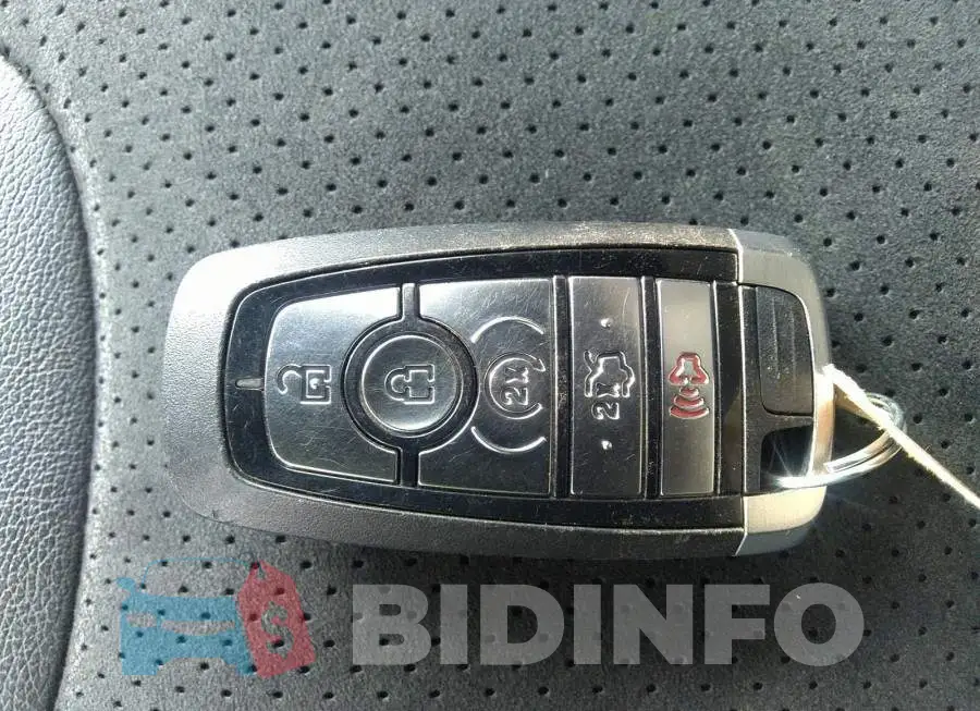 2FMPK4AP3JBB91016 Photo# 11