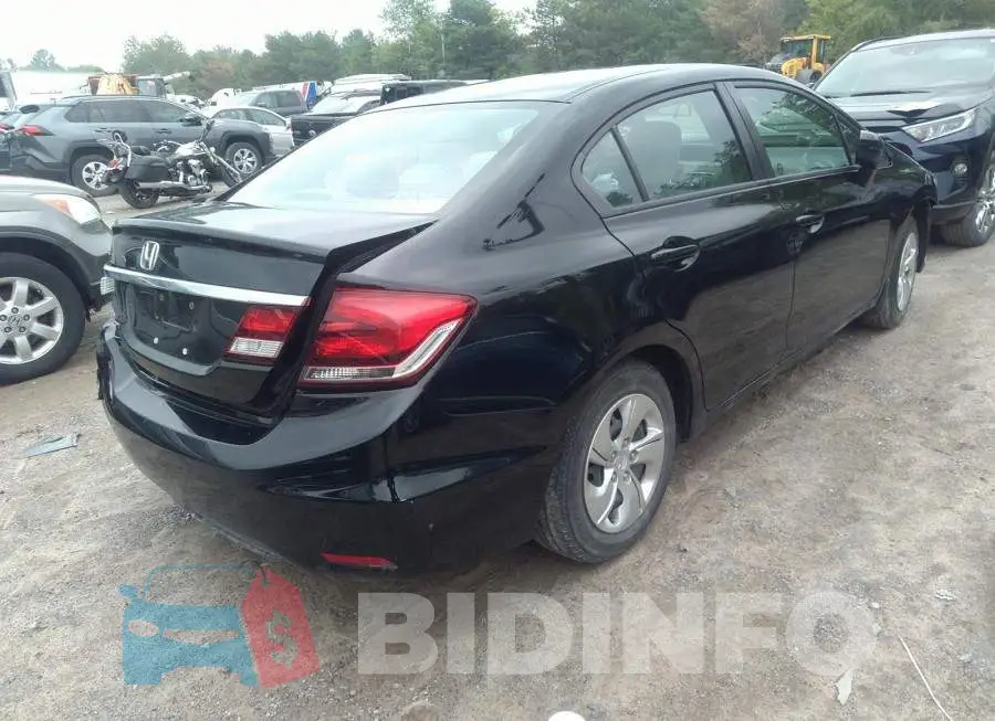 2HGFB2F47FH041256 Photo# 4