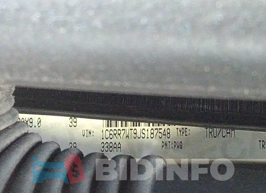 1C6RR7WT9JS187548 Photo# 9