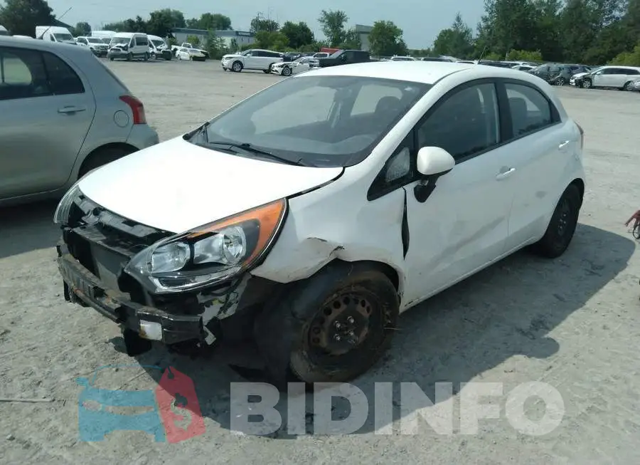 KNADM5A38F6972413 Photo# 2