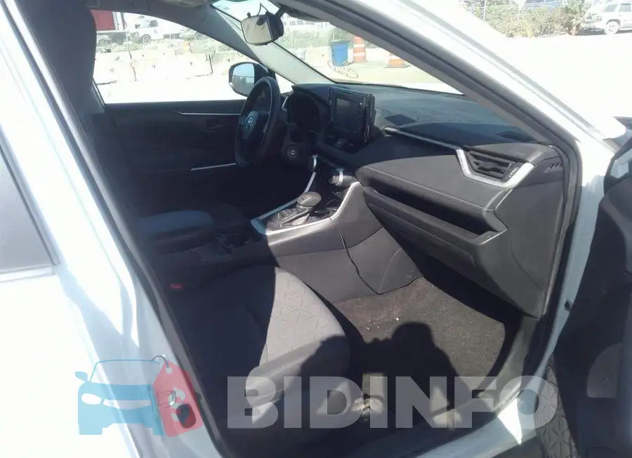 2T3B1RFV8LC084051 Photo# 5