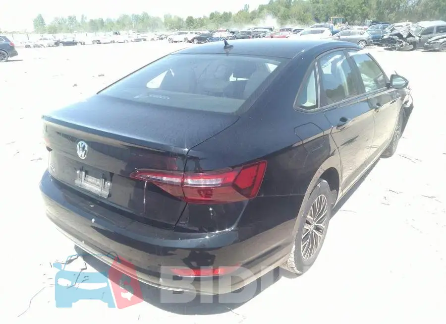 3VWCB7BU5LM005810 Photo# 4