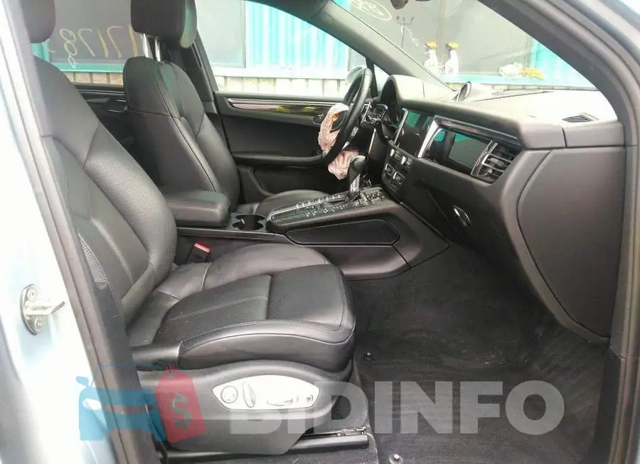 WP1AB2A57LLB36793 Photo# 5