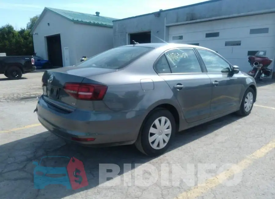 3VW167AJ0GM252256 Photo# 4