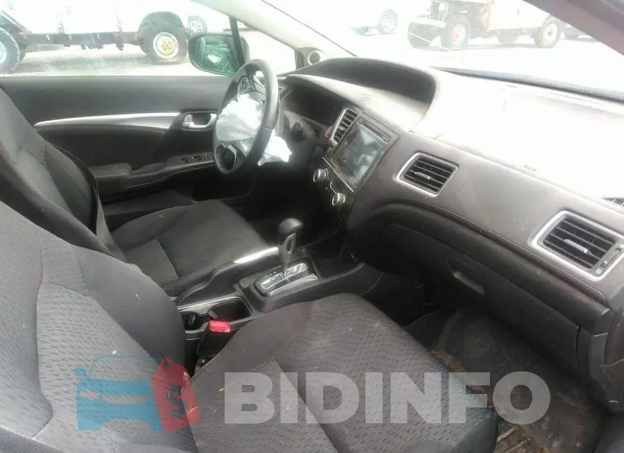 2HGFB2F53FH044227 Photo# 5