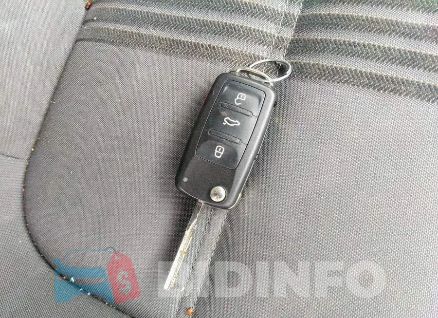 3VWDB7AJ2HM302049 Photo# 11