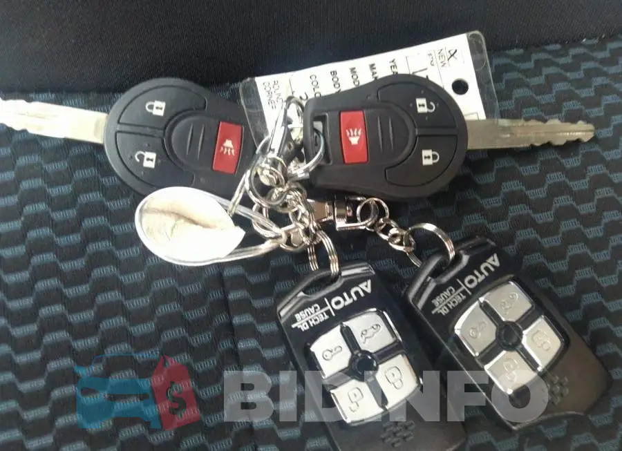 3N1CE2CP0HL369770 Photo# 11