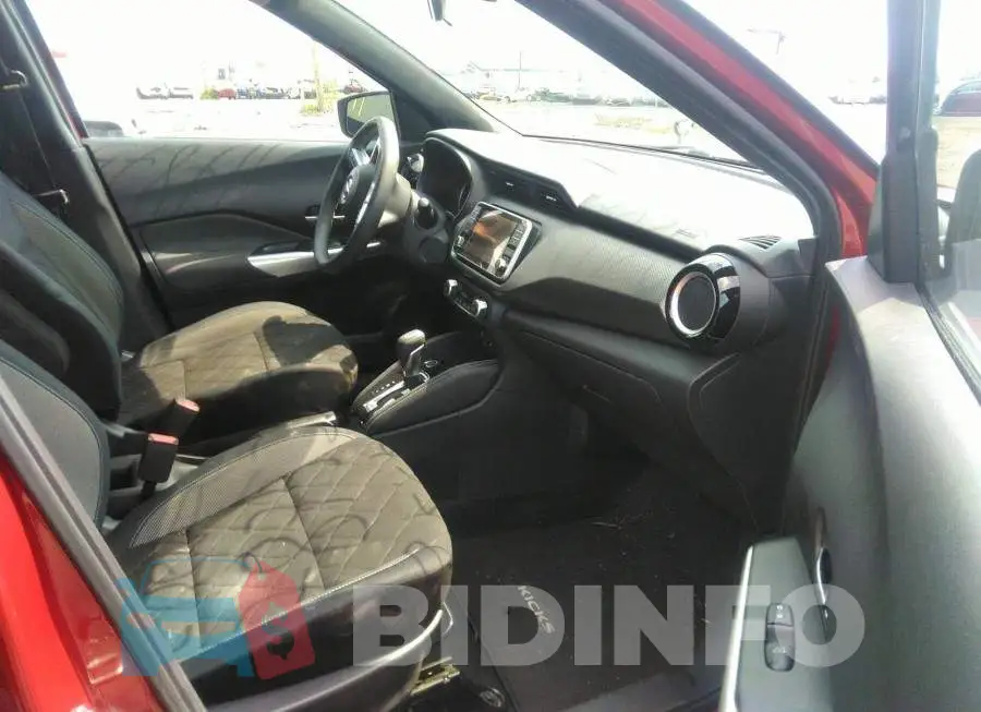 3N1CP5CU1JL520770 Photo# 5