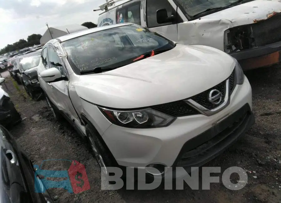 JN1BJ1CP2HW019293 Photo# 1