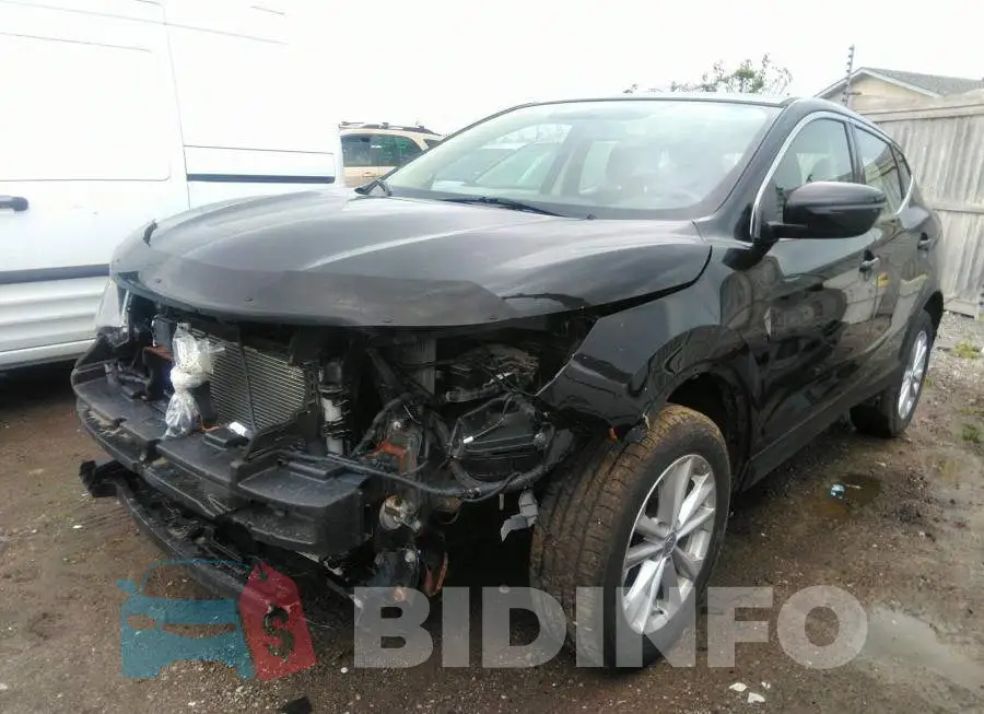JN1BJ1CP9JW193514 Photo# 2