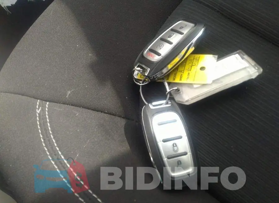 2C4RC1ZG1MR554793 Photo# 11 2C4RC1ZG1MR554793 Photo# 11