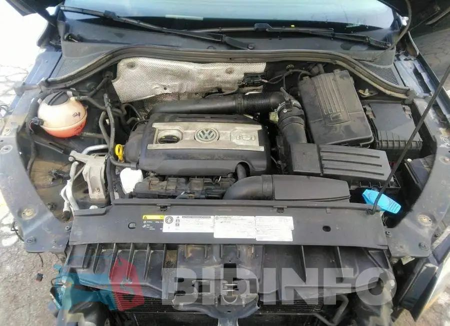 WVGLV7AX5HK032599 Photo# 10