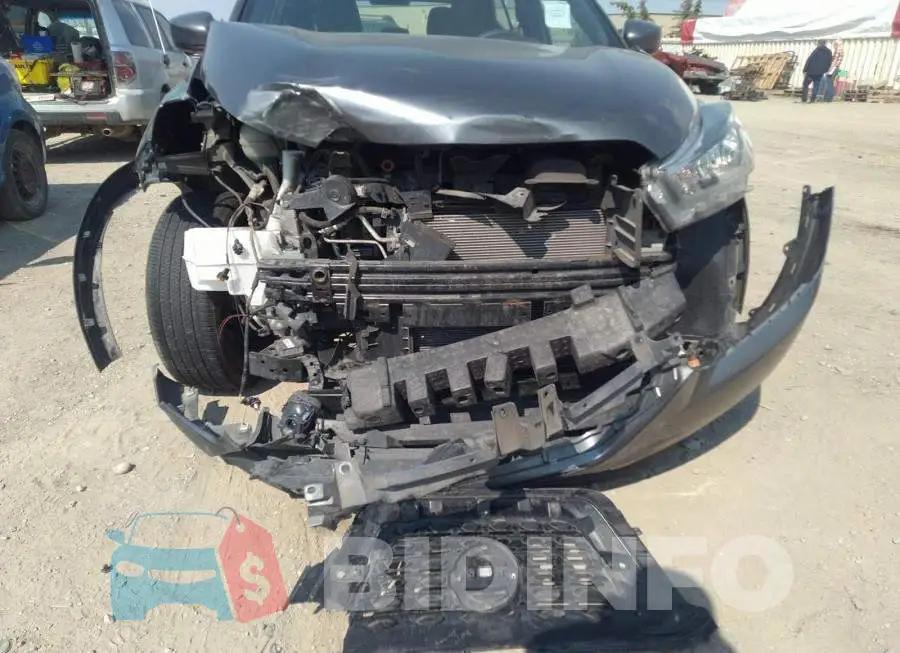 3N1CP5CU3KL493167 Photo# 6