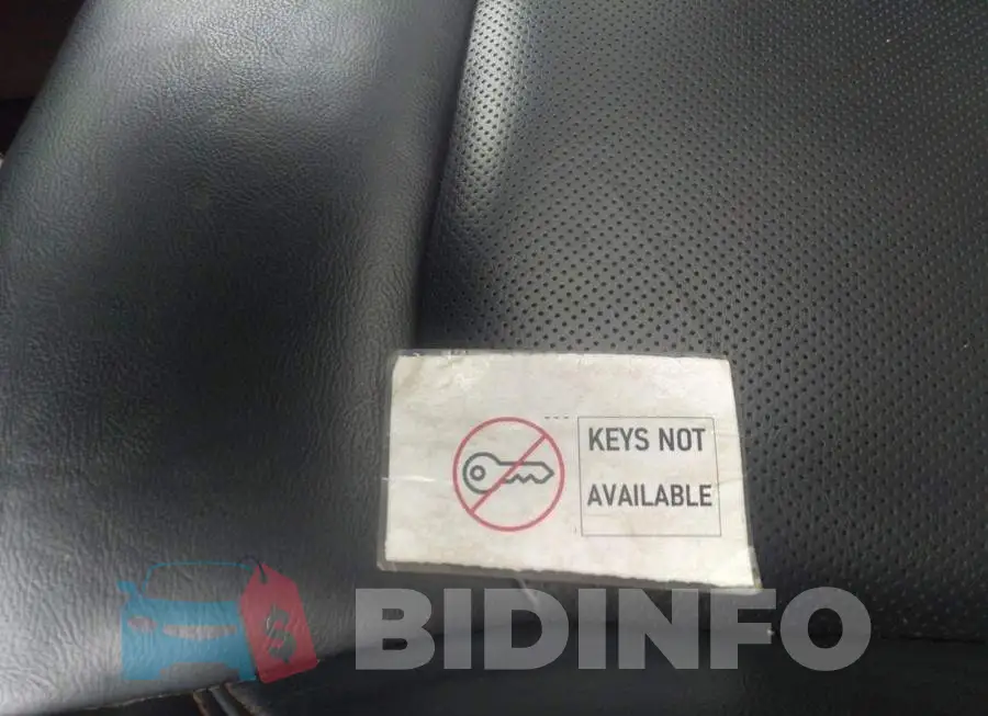 3C4NJDCB2JT412772 Photo# 11
