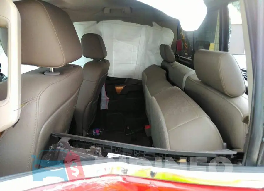 1GCVKSEC3FZ249072 Photo# 8