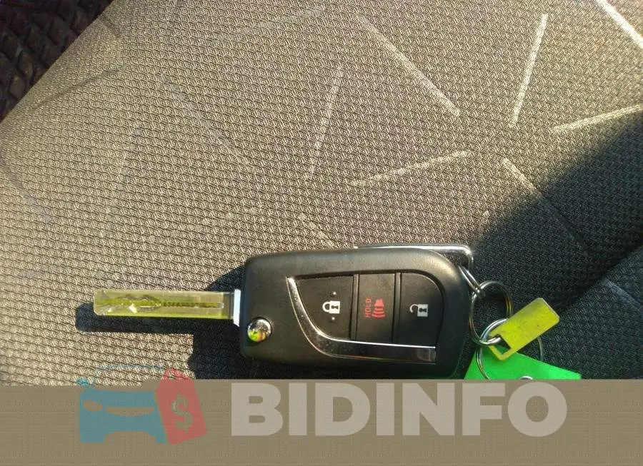 2T3B1RFV8PW334523 Photo# 11