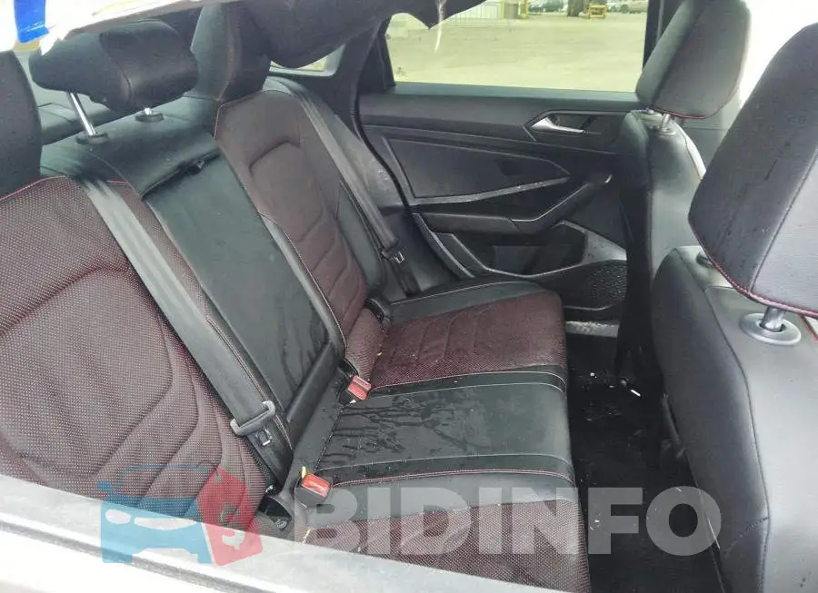 3VW2T7BU8NM001665 Photo# 8