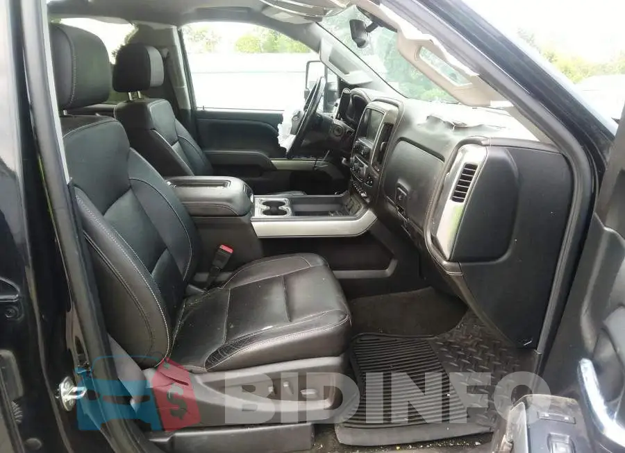 1GC1KWE82GF138937 Photo# 5