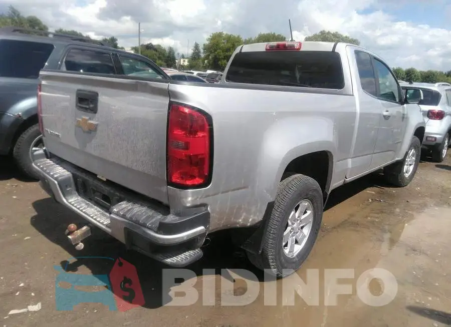 1GCHSBE38G1353182 Photo# 4