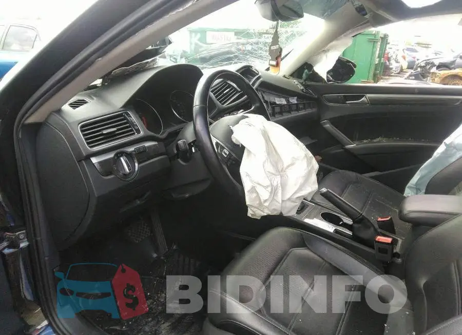 1VWBT7A34HC040686 Photo# 5