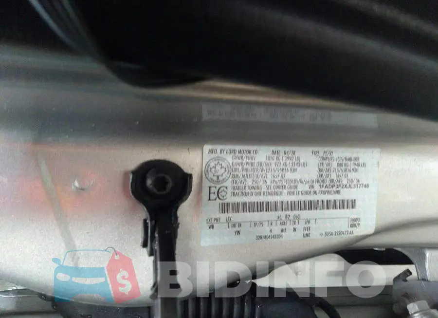 1FADP3F2XJL317748 Photo# 9