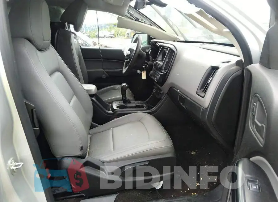 1GCHSBEA3G1262822 Photo# 5