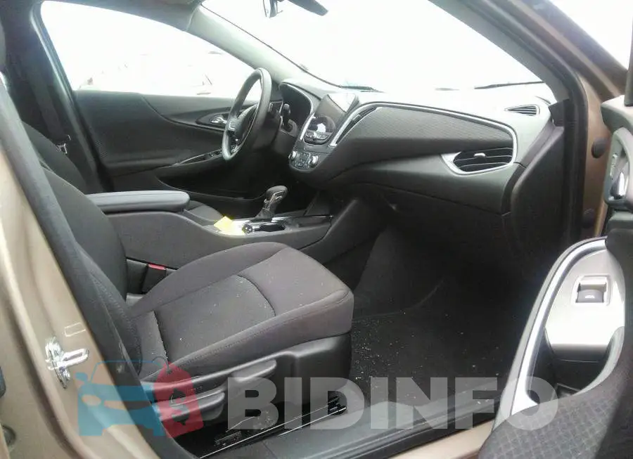 1G1ZD5ST0PF221114 Photo# 5
