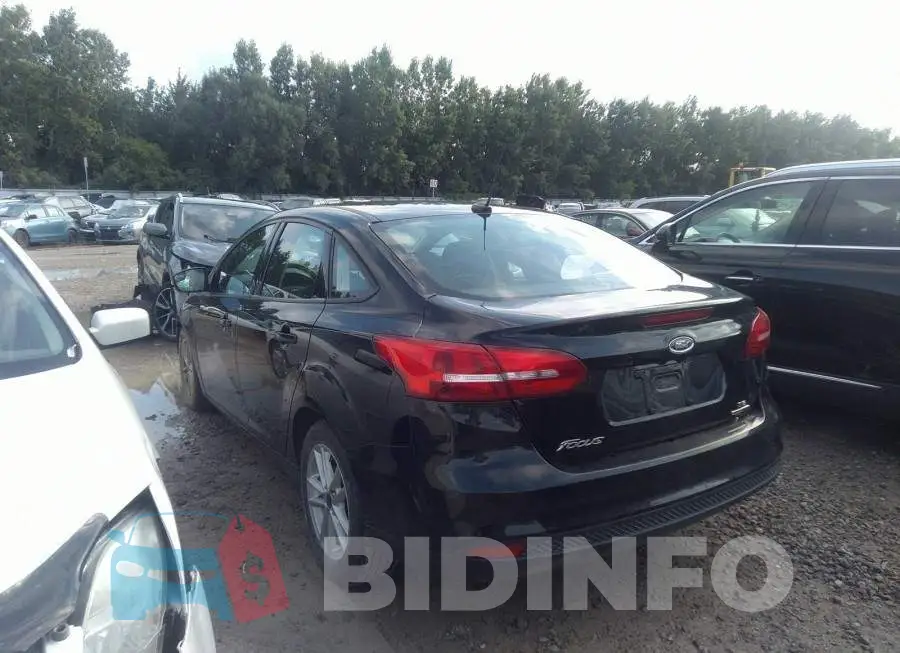 1FADP3F22GL349084 Photo# 3