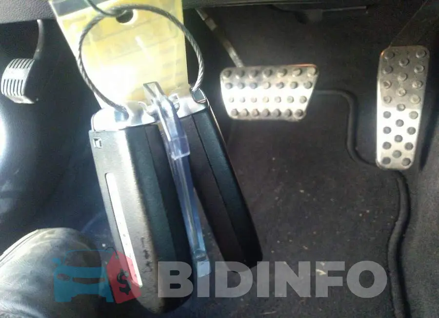 2C3CDXHG0PH559344 Photo# 11