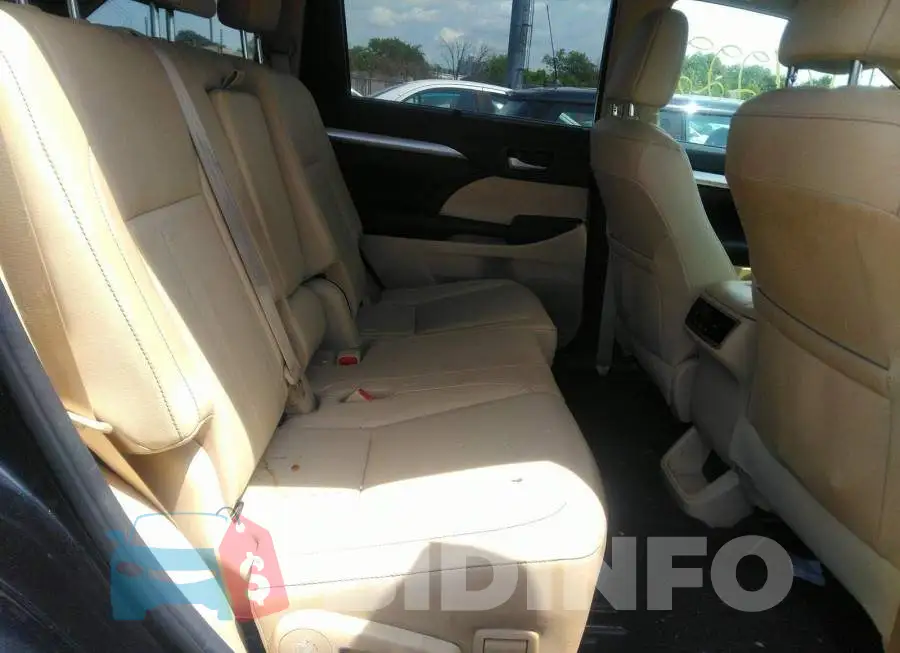 5TDJGRFH6JS043175 Photo# 8